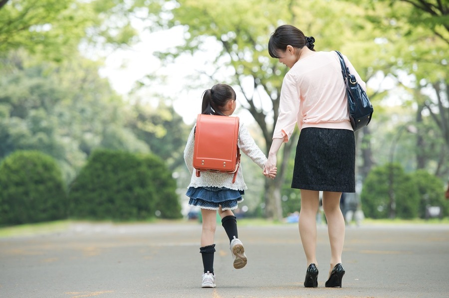 ワーキングマザーを悩ませる「小1の壁」とは