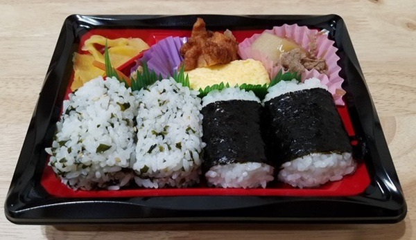 色鮮やかな弁当が食べたい