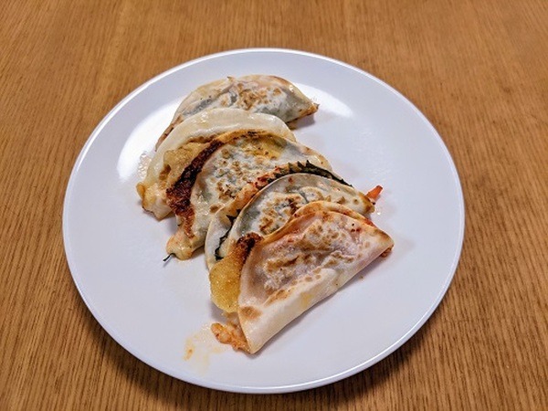 ギョーザの皮のキムチチーズ焼き