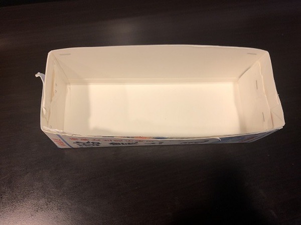 牛乳パックでパウンドケーキの型を作る
