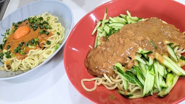 麺にかけるだけで完成