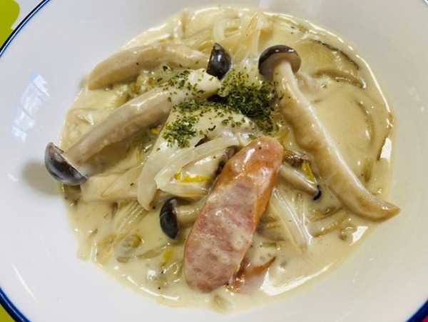 もやしときのこのクリーム煮込み
