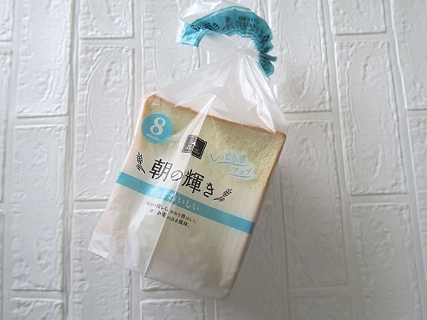 業スで販売されている食パン朝の輝き