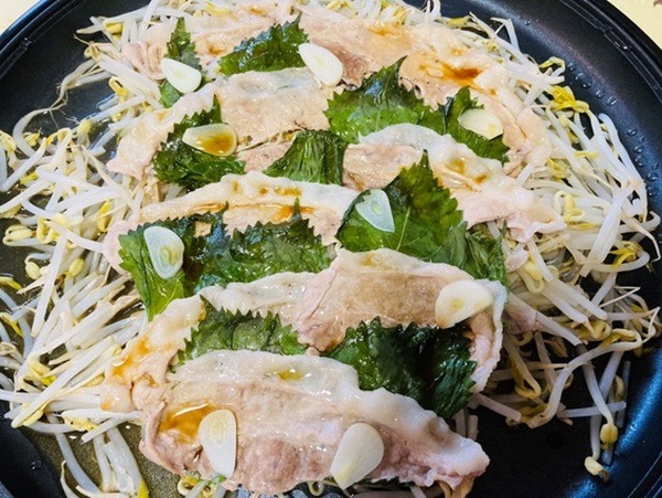 「ホットプレート」を使った映え系メニュー　おうち時間を盛り上げる節約料理(1人分160円台～)