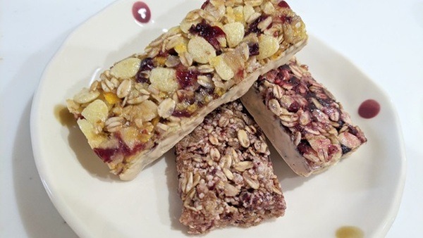 業スのエナジーバーにはハードタイプとソフトタイプがある