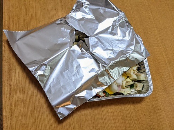 真ん中に穴開けておいて