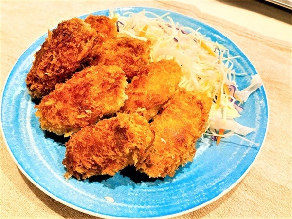 【業ス】1粒40円！「広島県産かきフライ」お惣菜とのコスパも比較