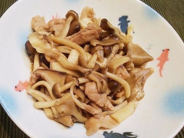 豚バラときのこのオイスターソース炒め