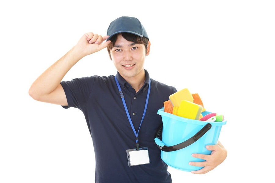 笑顔の清掃員