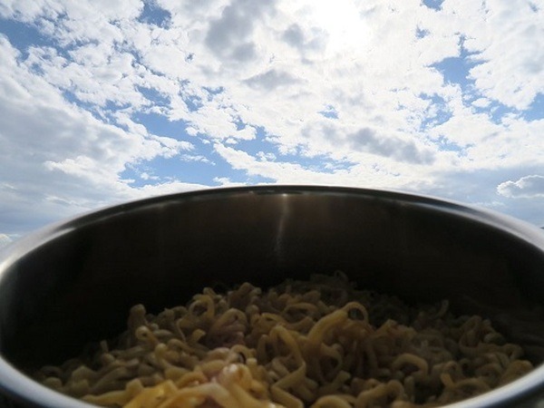 青空とラーメン最高