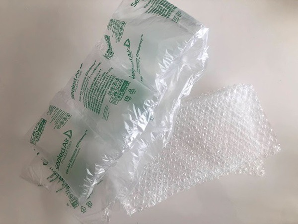 通販で使われているエア緩衝材を再利用