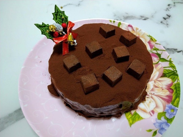 クリスマスピックを刺して完成