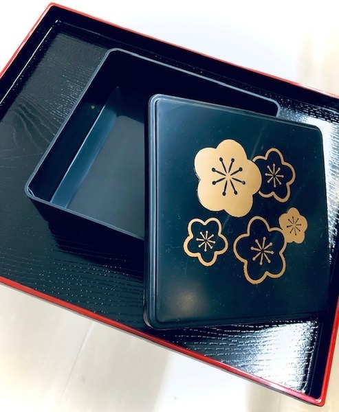 110円ミニ重箱
