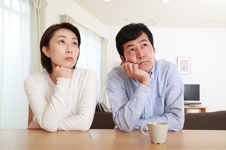 夫の病気や脱サラで収入が減った時は「逆扶養」を活用してみよう