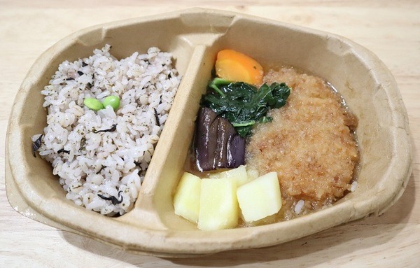 しそひじきご飯とチキンカツ
