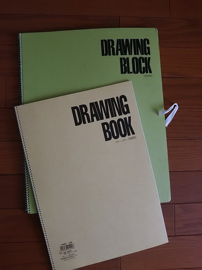 セリアのDRAWING　BOOK