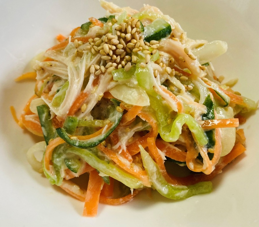 サラダチキン入りごまマヨサラダ