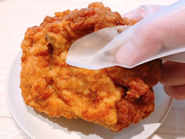 手を汚さずに食べられる