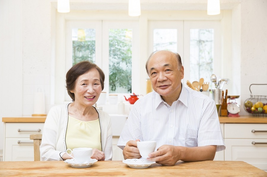 60歳から65歳になるまで「妻」に支給される「遺族年金」があります