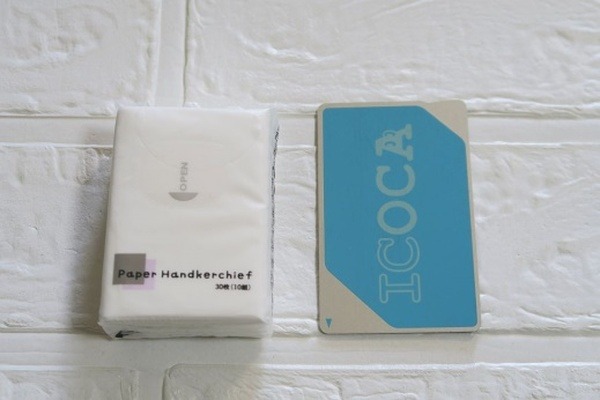 C:\Users\poco\Desktop\2204.1.2\1.2記事画像\Paper handkerchief2.JPG