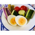夏野菜とゆで卵のピクルス