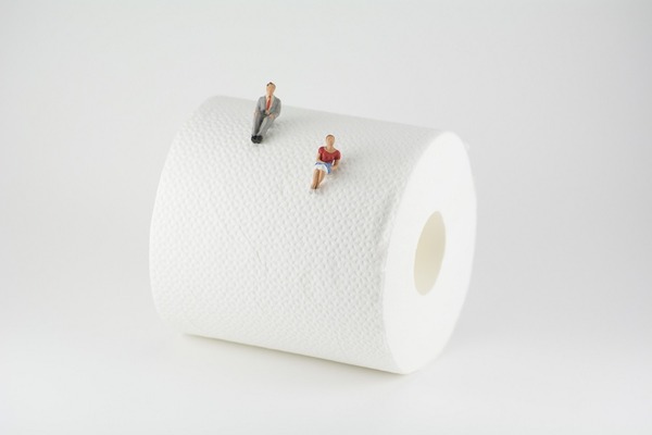 75％の人が経験する「痔」　手術費に10万円かかることも 画像