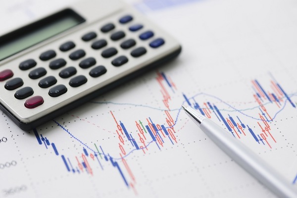 英国EU離脱で為替・株式市場が荒れる今、腰を据えて資産運用する方法 画像