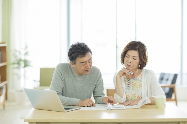 「資産運用」に対する偏見をなくそう　老後資金「不足分」は運用で貯める 画像