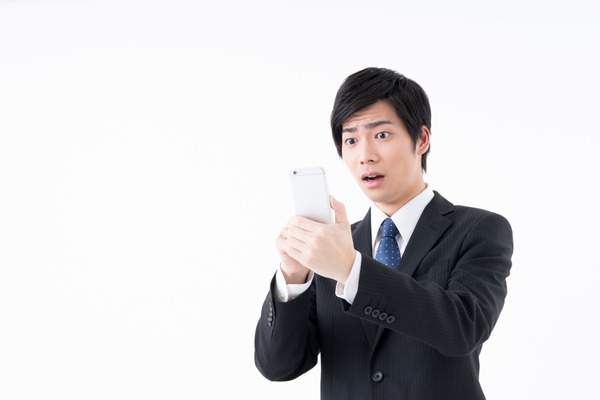 携帯電話の「かけ放題プラン」ならどこにかけても全て無料になると思ってませんか？　注意すべき電話番号とは 画像