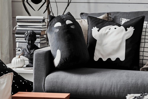 【IKEA新作】ハロウィングッズが8月21日より登場！おばけ柄クッションや黒猫フリーザーバッグなど注目アイテム8選 画像