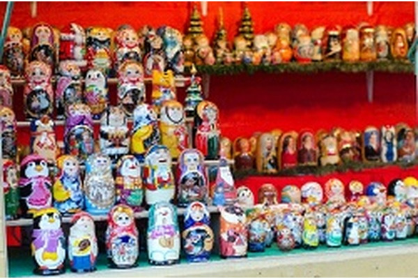 ロシア国債格下げ　ただし政治情勢には好転の兆しも 画像