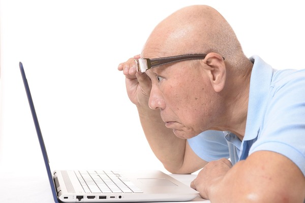 シニア世代を狙うマイニング詐欺　「同居してる息子にも言えなかった…」SNSフォローから巧みな誘導で被害に遭った知人 画像