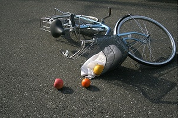 自転車事故で9500万円の賠償も　自転車保険は必要なの？ 画像