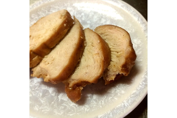 【時短・節約レシピ】常備菜にも　鶏むね肉で簡単やわらか鶏チャーシュー 画像