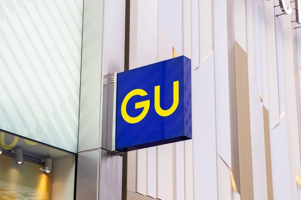 GU春夏売れ筋商品30％値下げ　ダブルフェイスパーカ1490円（税抜）は2/25まで　新発売「GU baby」も高コスパ 画像