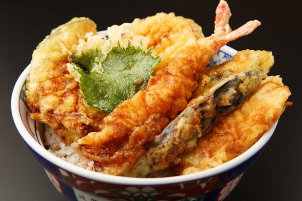 「てんやWeek！（12/19迄）」上天丼が500円！「えび天1本無料クーポン（12/29迄）」配信中 画像