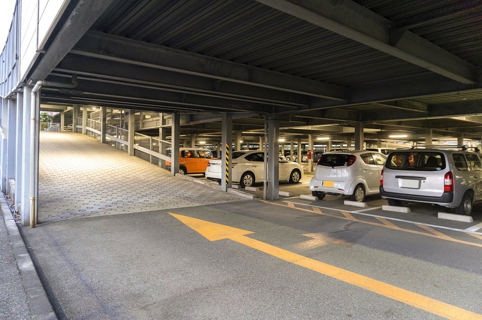 自走式の立体駐車場