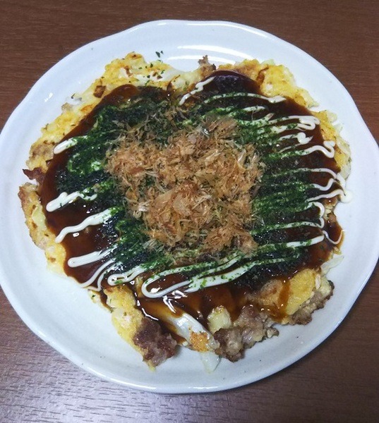 豆腐入りお好み焼き焼き上がり