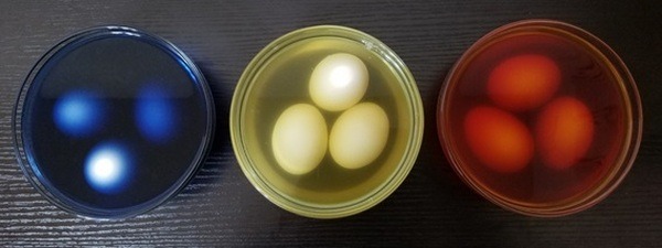 イースターエッグの染色方法