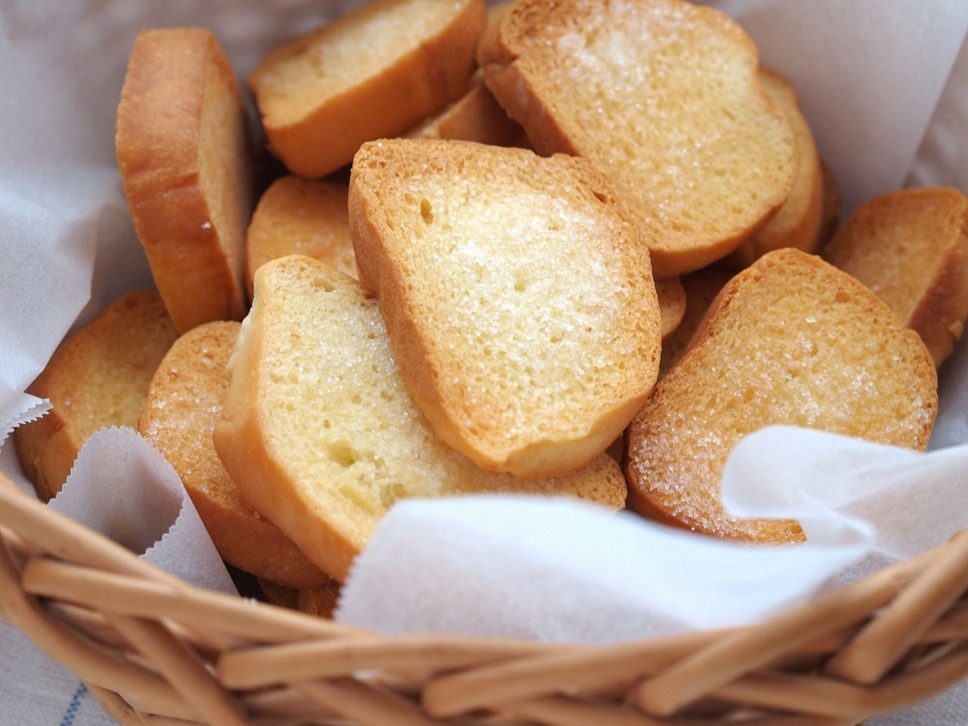 【パンの耳・バター・砂糖】簡単サクサクラスク
