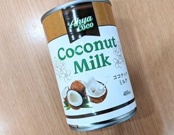 ココナッツミルク缶